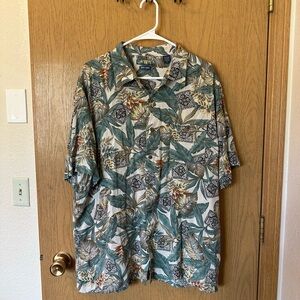 CAMPIA Men’s Button Down Shirt